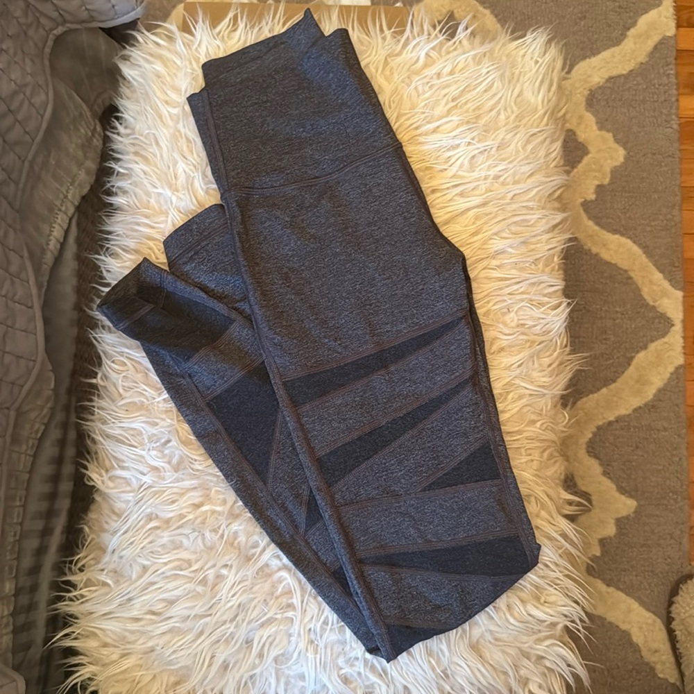 Lululemon mesh leggings 6